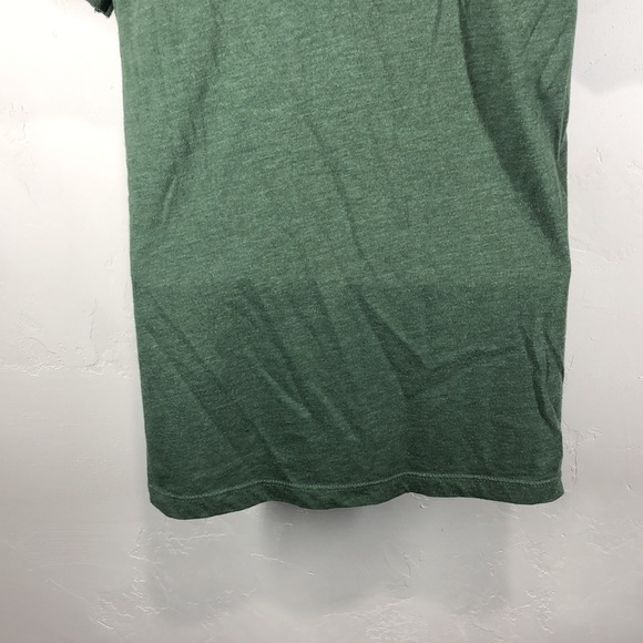 University T University of Oregon green tee large - Picture 8 of 9